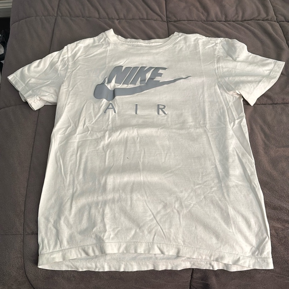 NWOT Nike tee shirt